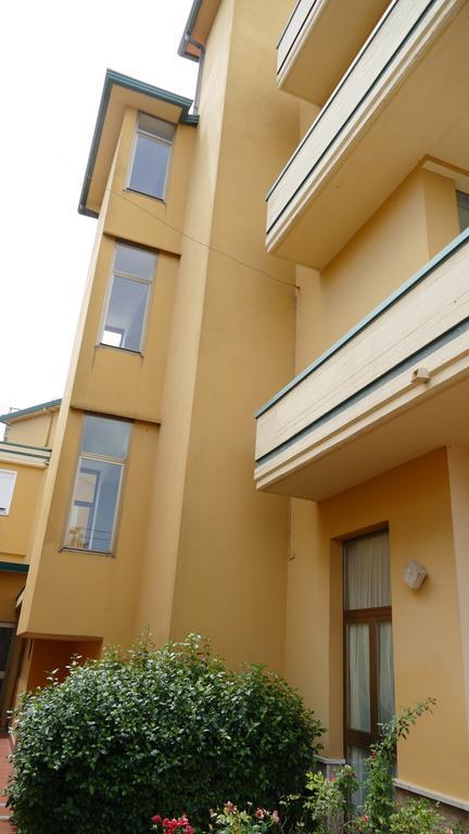 Hotel L'Ulivo Mirabella Eclano Kültér fotó