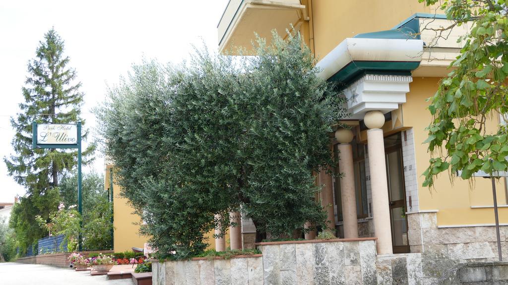 Hotel L'Ulivo Mirabella Eclano Kültér fotó