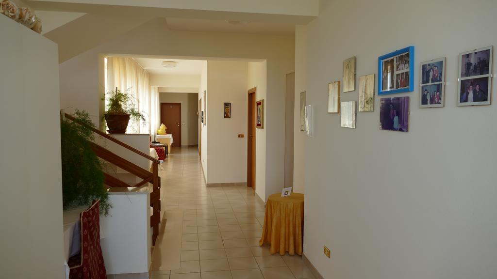 Hotel L'Ulivo Mirabella Eclano Kültér fotó