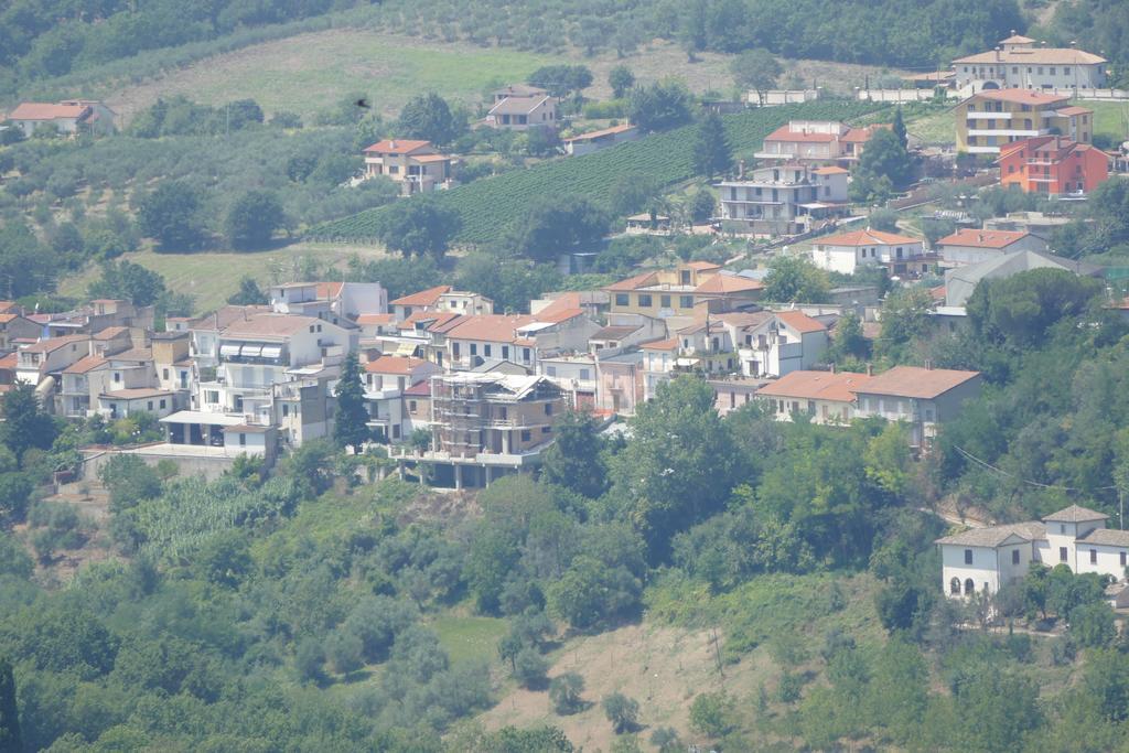 Hotel L'Ulivo Mirabella Eclano Kültér fotó